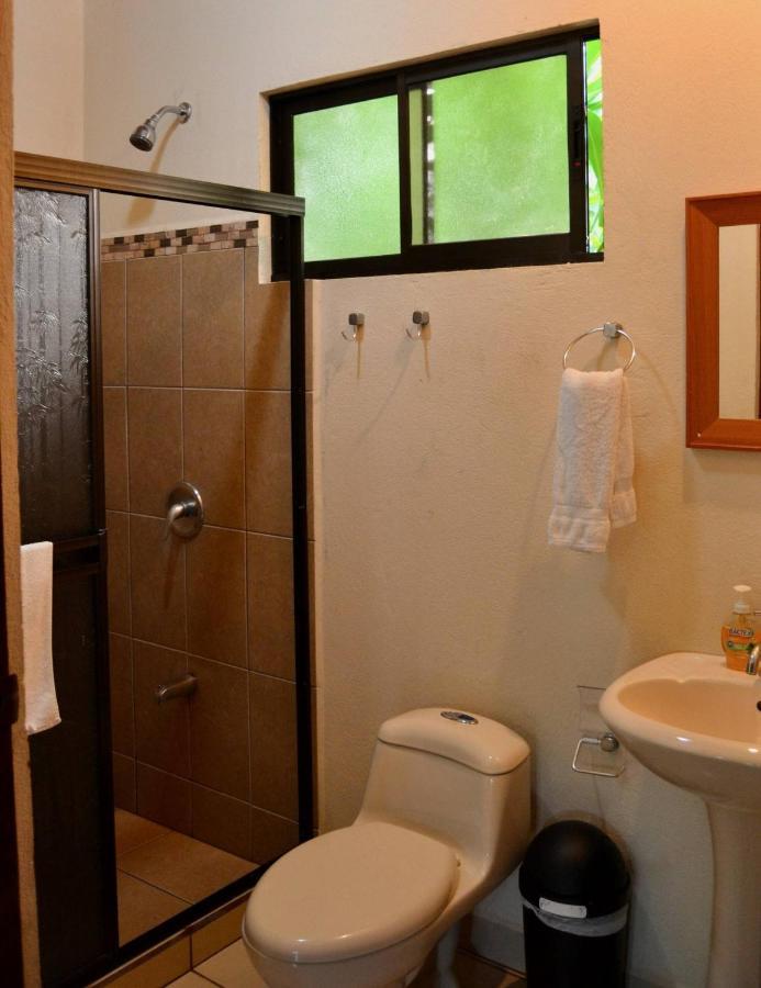 Hotel D'Lucia - Quebrada Ganado, Jaco, Costa Rica Экстерьер фото