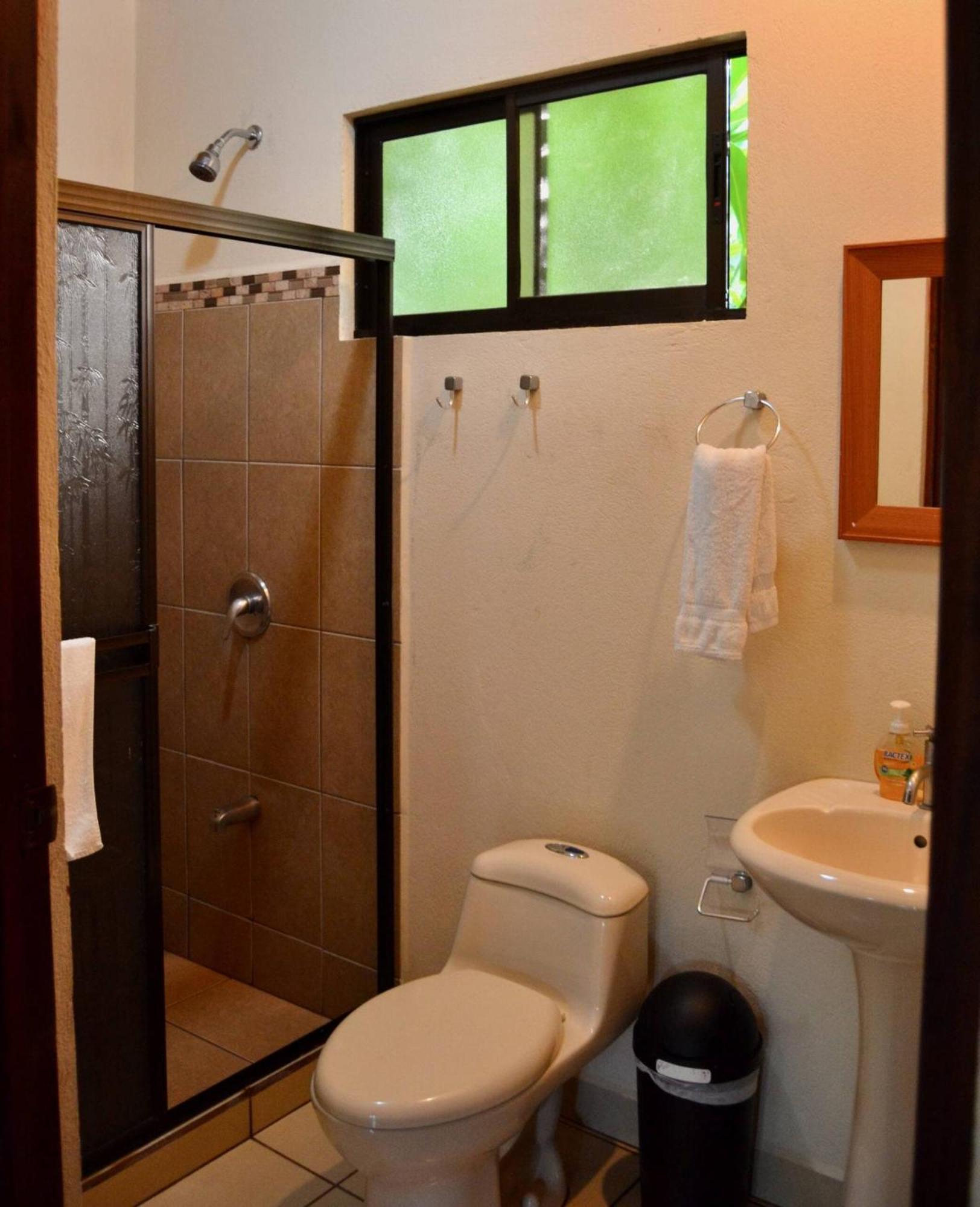 Hotel D'Lucia - Quebrada Ganado, Jaco, Costa Rica Экстерьер фото